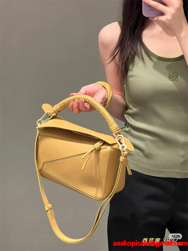 ❤人気❤ロエベ ハンドバッグコピーLOEWE ショルダーバッグレディース収納性抜群