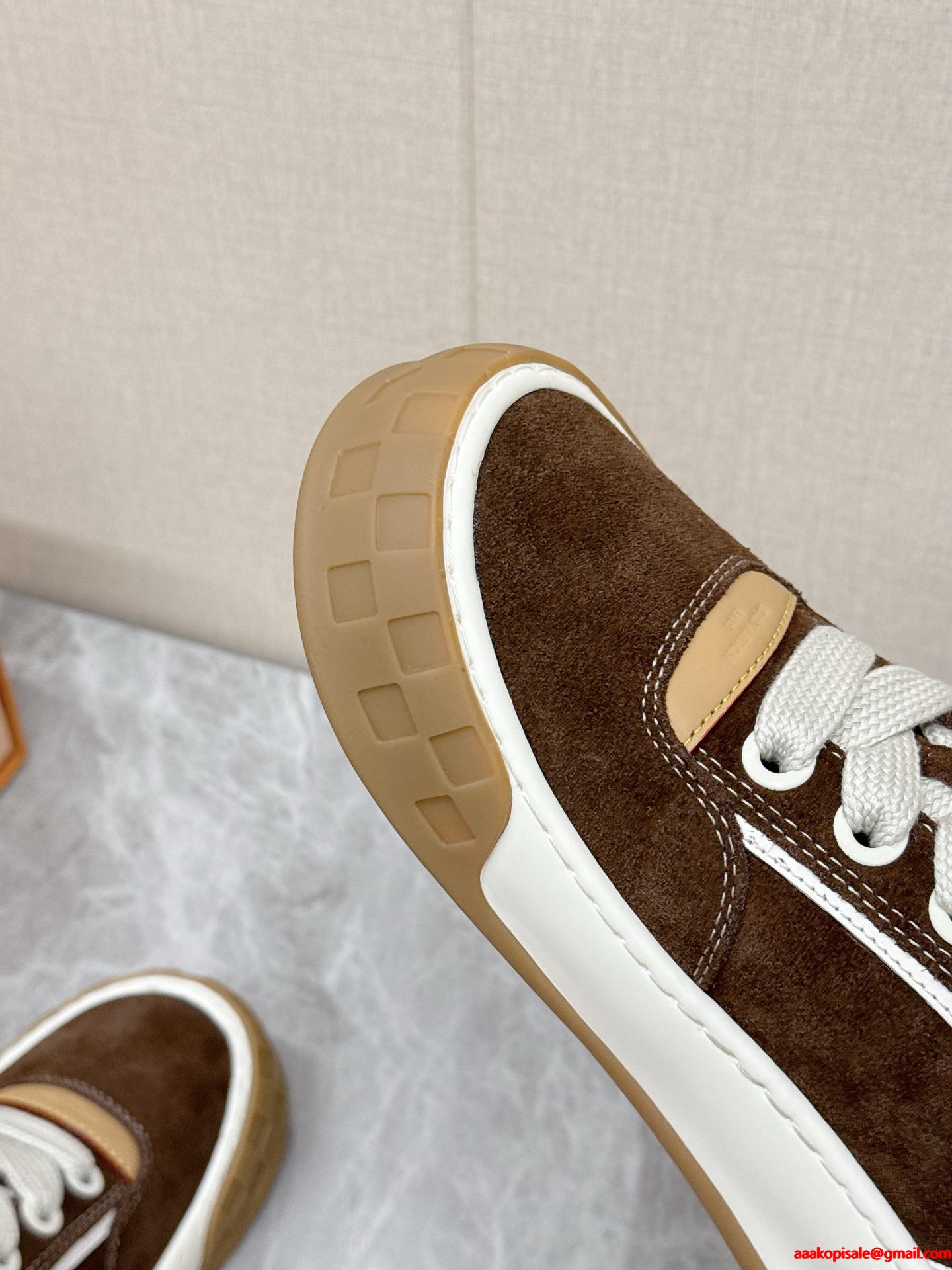 新作到着❤Louis vuittonルイヴィトンスニーカーコピー男女OKオシャレカジュアルスタイル可愛い