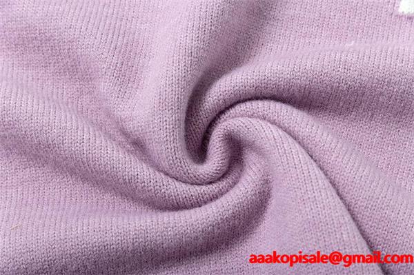 AMI PARIS アミ パリス コピー 2025秋冬 なめらか 優しい 今っぽい抜け感 洗練  ニット