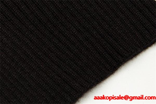 2025秋冬 滑らか素材 ホワイト ポイント 注目 AMI PARIS アミ パリス コピー ニット