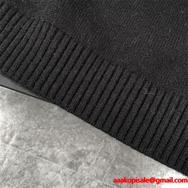 ホワイト 存在感 ゆったり トレンド 注目 ポロ AMI PARIS アミ パリス コピー ニット