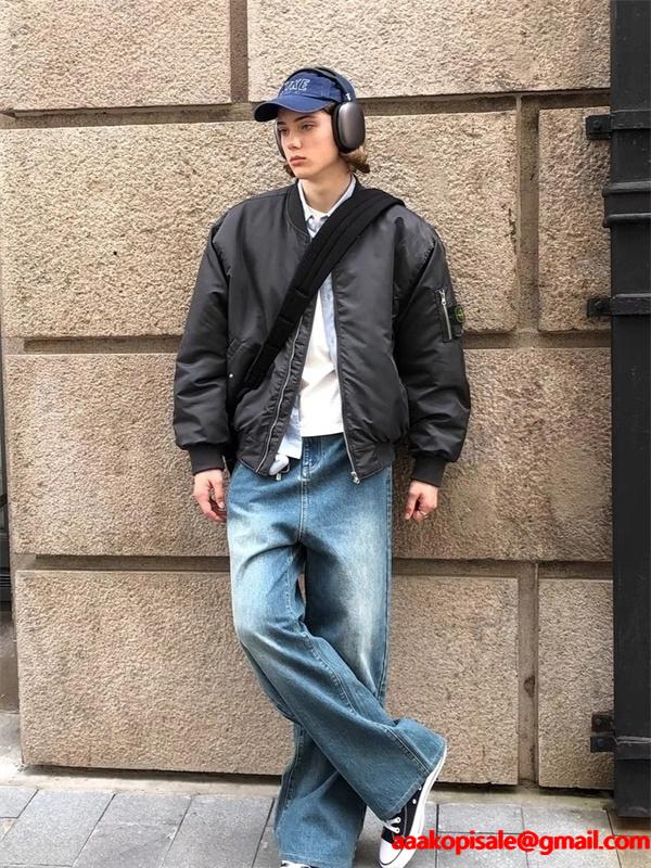 グレー 無骨デザイン ストリート映え 定番 人気 STONE ISLAND ストーンアイランド コピー ブルゾン