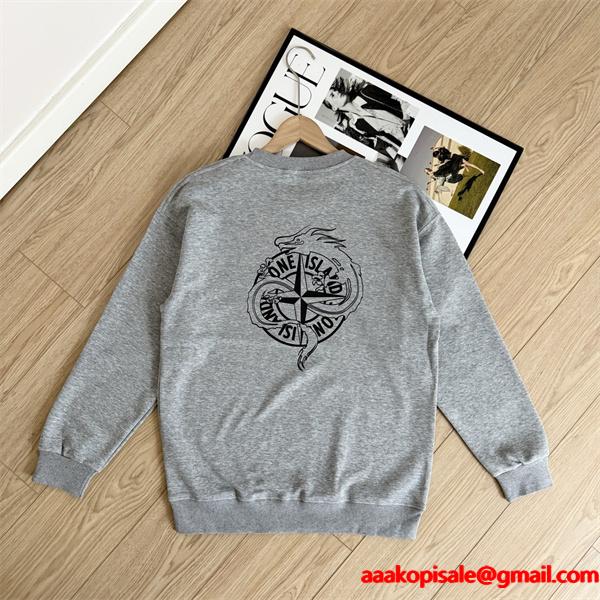 2025秋冬必須アイテム 厚手コットン 存在感アップ パーカー STONE ISLAND ストーンアイランド コピー