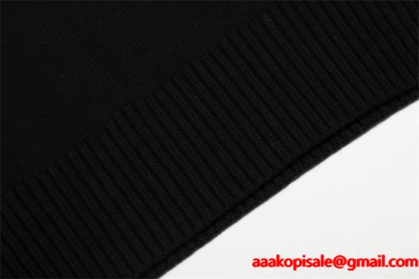 2025秋冬 即完売 ワンポイントハート ニット ユニセックス  AMI PARIS アミ パリス コピー