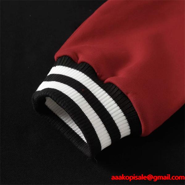 セリーヌ コピー 2025秋冬 CELINE ブラック×レッド ジャケット 存在感抜群 スポーティー 