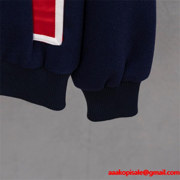 2025秋冬 CELINE セリーヌ コピー ネイビー ジャケット クラシカル 気品漂う 個性派