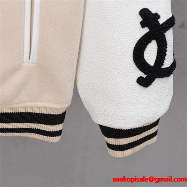 セリーヌ コピー 2025秋冬 CELINE ベージュ ジャケット 柔らか温もり感 洗練