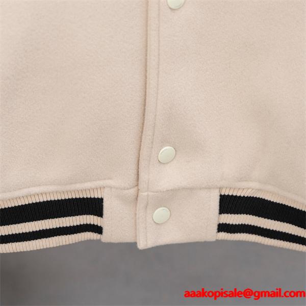 セリーヌ コピー 2025秋冬 CELINE ベージュ ジャケット 柔らか温もり感 洗練