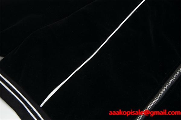 2025秋冬 CELINE セリーヌ コピー ブラック ジャケット ミニマル 洗練