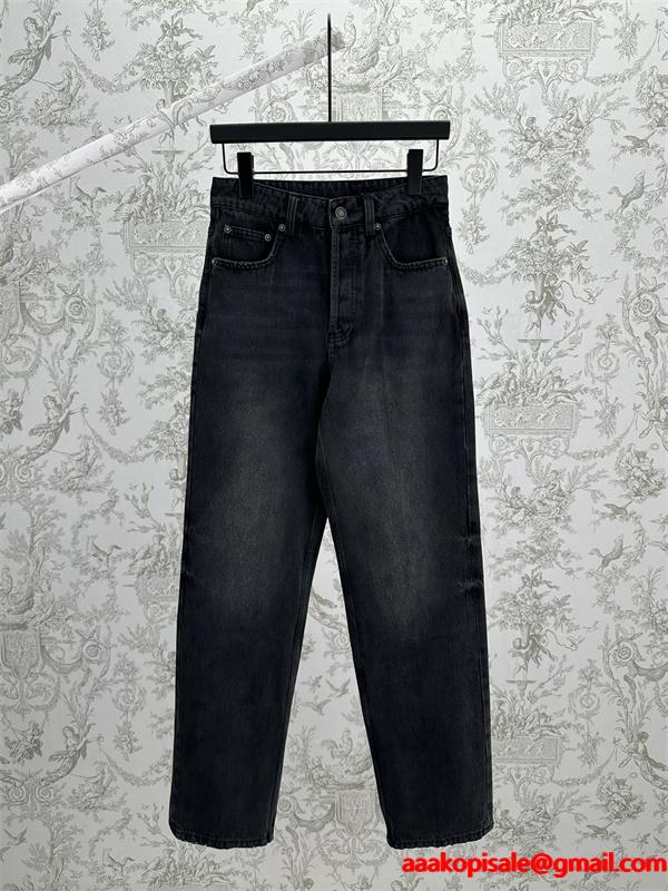 セリーヌ コピー 2025秋冬 CELINE ホワイト デニムパンツ 入手困難 当店イチオシ