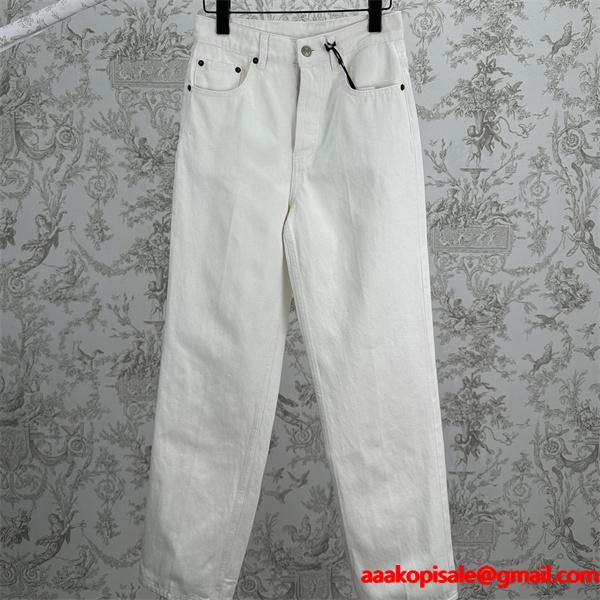 セリーヌ コピー 2025秋冬 CELINE ホワイト デニムパンツ 入手困難 当店イチオシ