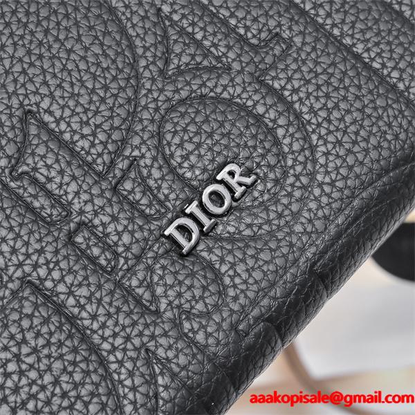 DIOR ディオール コピー コンパクト設計 ミニショルダーバッグ エンボス 軽量