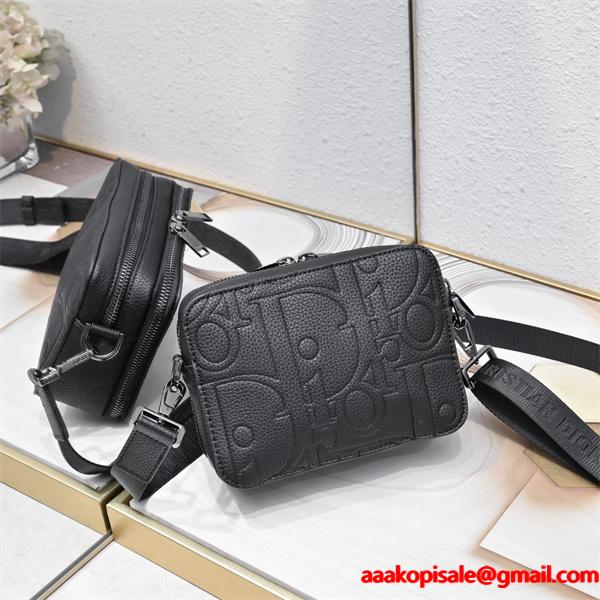 DIOR ディオール コピー コンパクト設計 ミニショルダーバッグ エンボス 軽量