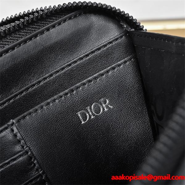 DIOR ディオール コピー コンパクト設計 ミニショルダーバッグ エンボス 軽量