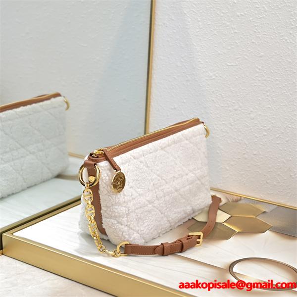 季節感 キルティングポーチ ふんわり素材 軽量 DIOR ディオール コピー