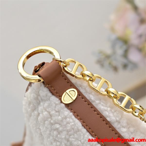 季節感 キルティングポーチ ふんわり素材 軽量 DIOR ディオール コピー