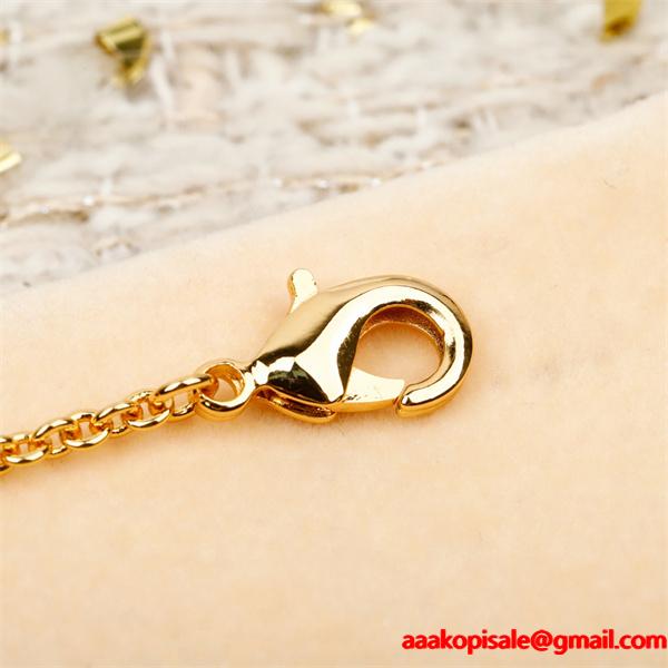 最新作2026☆ルイヴィトンネックレススーパーコピー❤プレゼント最適おすすめアクセサリーコーデ