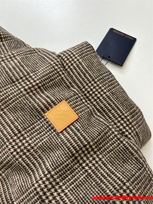 LV 新作 ルイヴィトン綿ジャケットスーパーコピー26SS  防寒性抜群ツイードチェックのスタンドカラー