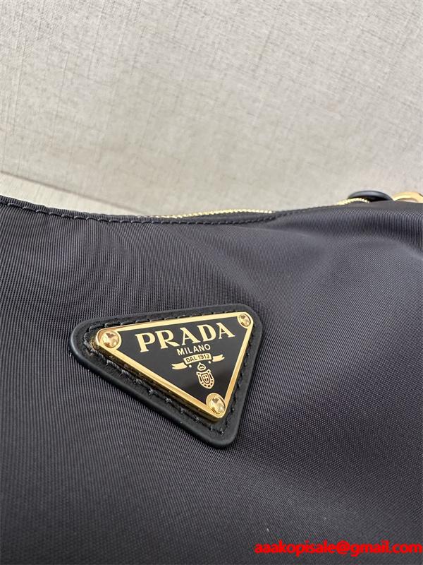 大容量❤Prada Explore プラダショルダーバッグ スーパーコピー26SS  トレンド最新アイテム