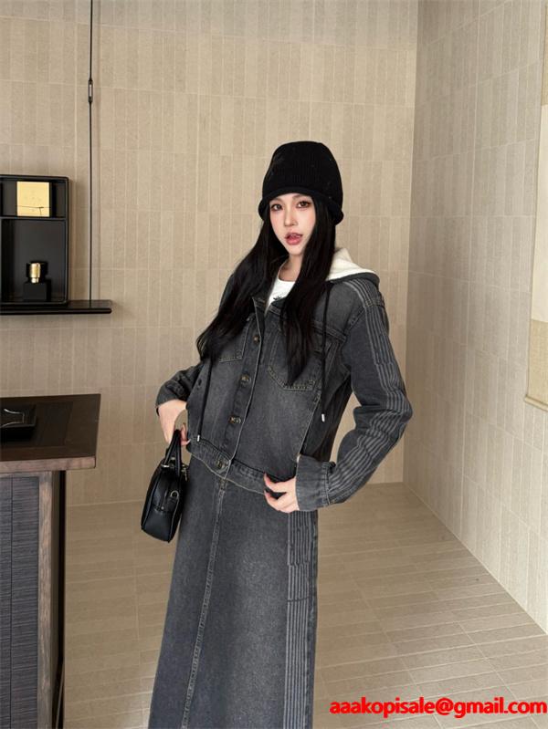 美品 ☆DIORディオールセットアップコピー２点セット2026トレンドファッション性抜群「1点から購入希望の方は、お問い合わせください。」