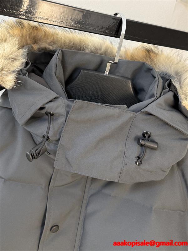 Canada Goose カナダグース コピー ダウンジャケット グレー 入手困難 人気モデル 防寒アウター
