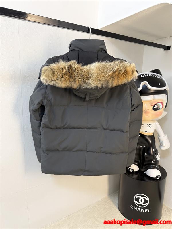 Canada Goose カナダグース コピー ダウンジャケット グレー 入手困難 人気モデル 防寒アウター
