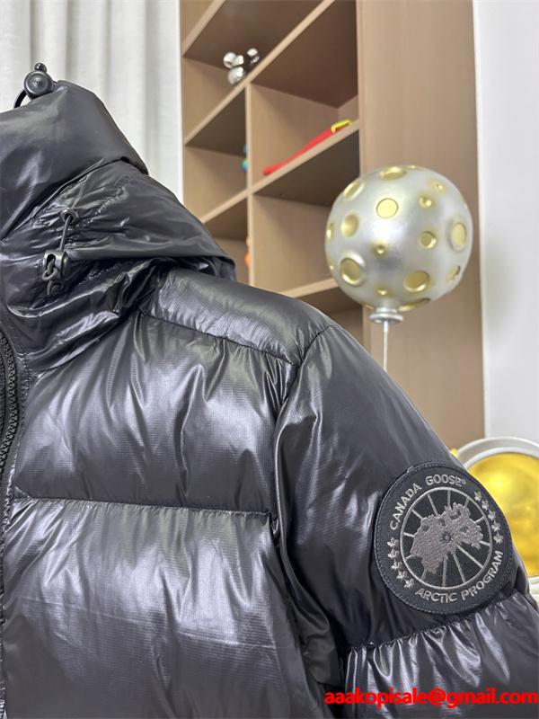 Canada Goose カナダグース コピー ダウンジャケット ホワイト 人気カラー 即完売モデル 高保温