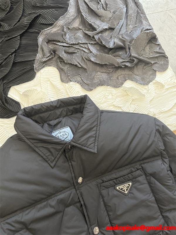 冬モデル PRADA プラダ コピー ダウンジャケット ライトグレー 希少 入手困難