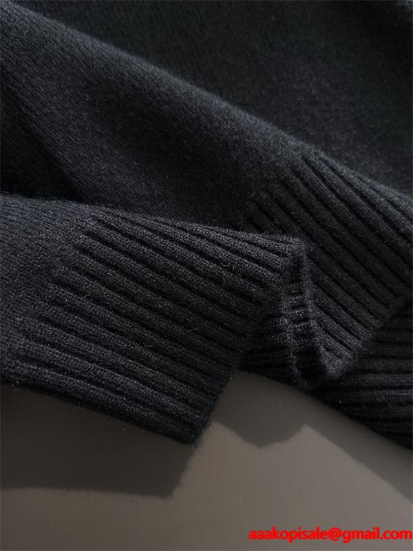 ダウンベスト グレー 限定 快適 着心地抜群 PRADA プラダ スーパーコピー