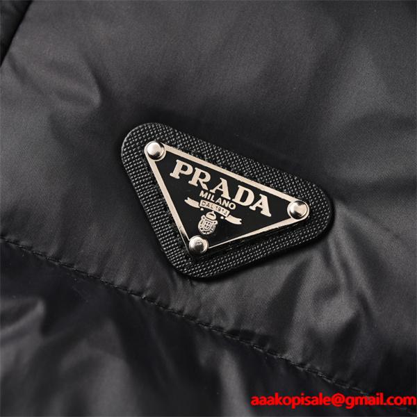 PRADA プラダ コピー ダウンジャケット カモ柄 話題 多機能 実用性抜群