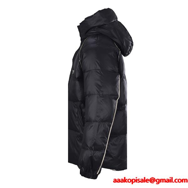 PRADA プラダ コピー ダウンジャケット カモ柄 話題 多機能 実用性抜群