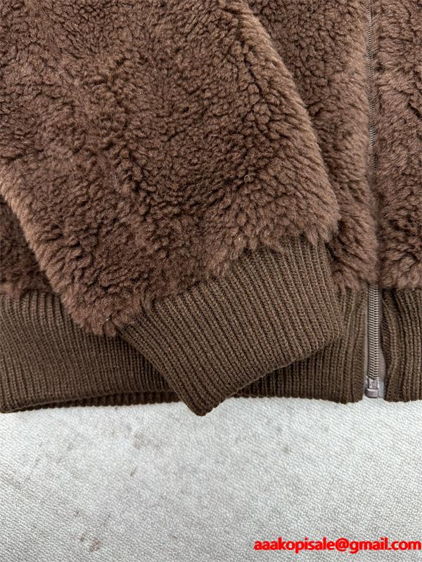 ダウンベスト ブラック ガーリー 可愛い キュート PRADA プラダ コピー