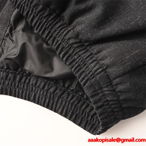  中綿ジャケット ブラック 便利 実用性抜群 おすすめ PRADA プラダ コピー