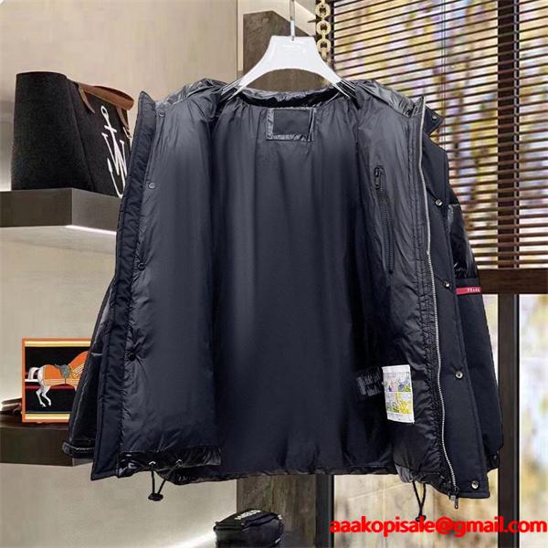 PRADA プラダ コピー フード付きダウンコート ブラック 限定 高級 注目