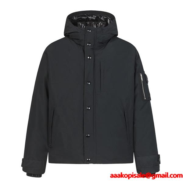 新着 PRADA プラダ 偽物 フード付きジャケット ブラック おすすめ 多机能 