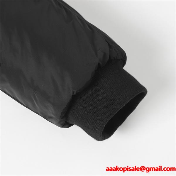 冬モデル ダウンジャケット ブラック 希少 トレンド PRADA プラダ コピー