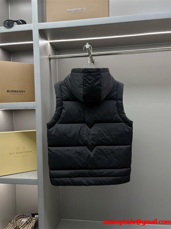 2026新着 PRADA プラダ コピー ダウンベスト ブラック 注目 実用性抜群