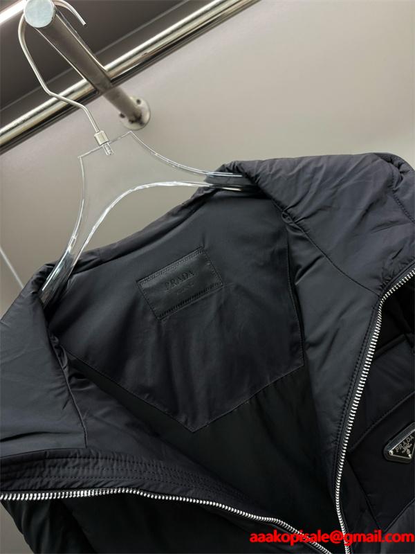 2026新着 PRADA プラダ コピー ダウンベスト ブラック 注目 実用性抜群