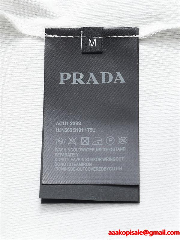 冬モデル パーカー ブラック プレミアム シンプル PRADA プラダ コピー