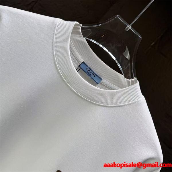 冬モデル パーカー ブラック プレミアム シンプル PRADA プラダ コピー