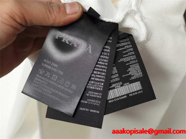 2026年 新着 PRADA プラダ コピー パーカー ブラック 人气 多機能