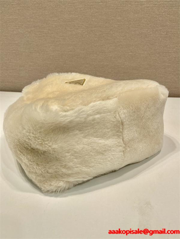 可愛い☆1BA349プラダハンドバッグコピー2026最新コレクションふわふわ人気