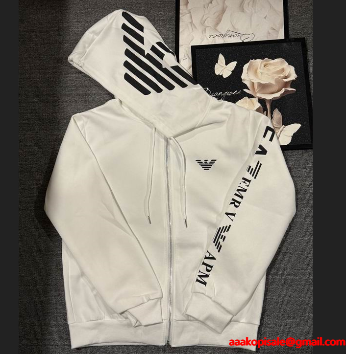 簡単にコーデをおしゃれに演出 アルマーニジップアップコピー 落ち着いた秋冬の雰囲気に演出 ARMANI 激安(日本最大級)