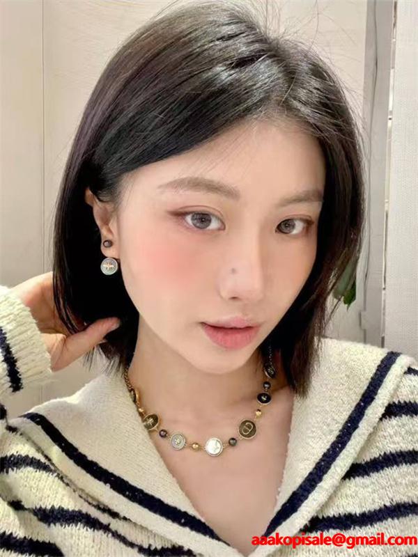 ディオールピアスコピー 2026秋冬の必需品 DIOR ナチュラルコーデに使いやすい 激安(日本最大級)