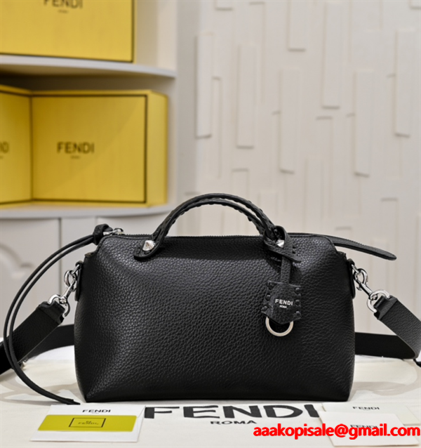 好評価フェンディ ハンドバッグコピー　限定品 FENDI  激安(日本最大級)