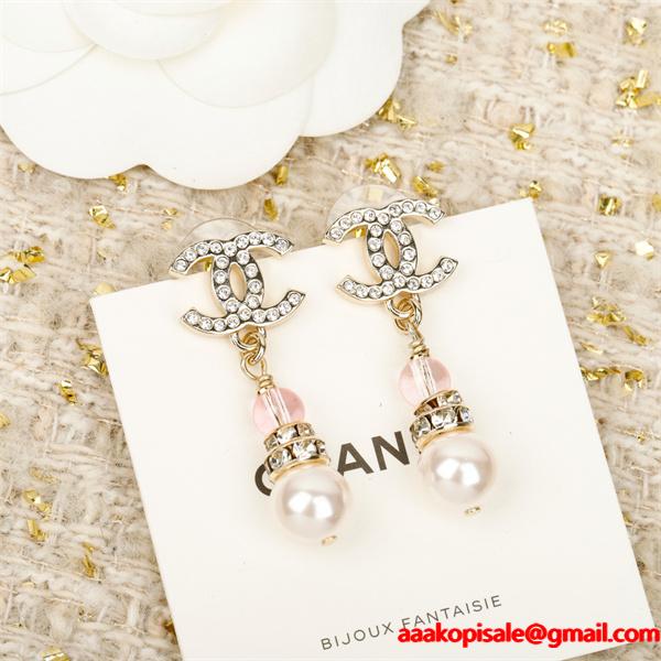 モードな雰囲気  ファッション度アップ  秋冬新作品シャネルピアスコピー 激安(日本最大級)