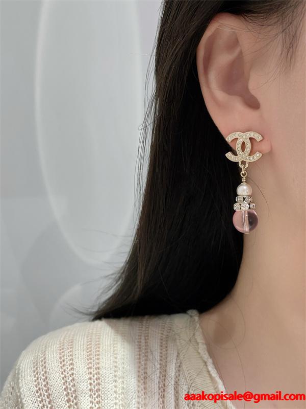 モードな雰囲気  ファッション度アップ  秋冬新作品シャネルピアスコピー 激安(日本最大級)