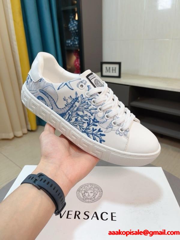 2025人気 VERSACE ヴェルサーチ カジュアルシューズ コピーこれからの季節大活躍  激安(日本最大級)