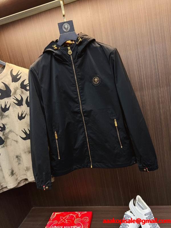 トレンド感のある 必須アイテム 超激得格安 ヴェルサーチ ジャケットコピーVERSACE  激安(日本最大級)