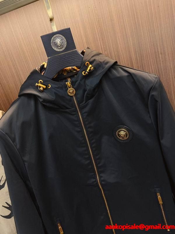 トレンド感のある 必須アイテム 超激得格安 ヴェルサーチ ジャケットコピーVERSACE  激安(日本最大級)